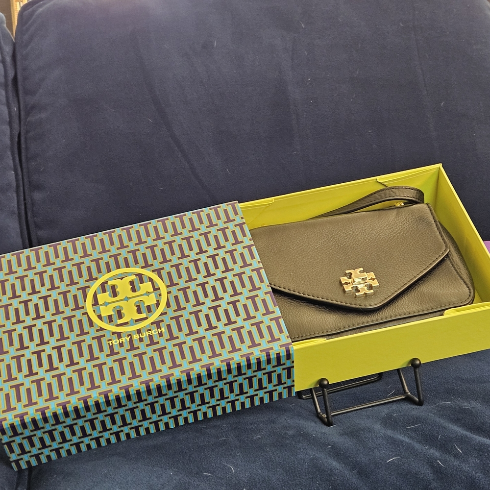 Tory Burch Black Leather Crossbody Bag - Picture 3 of 6